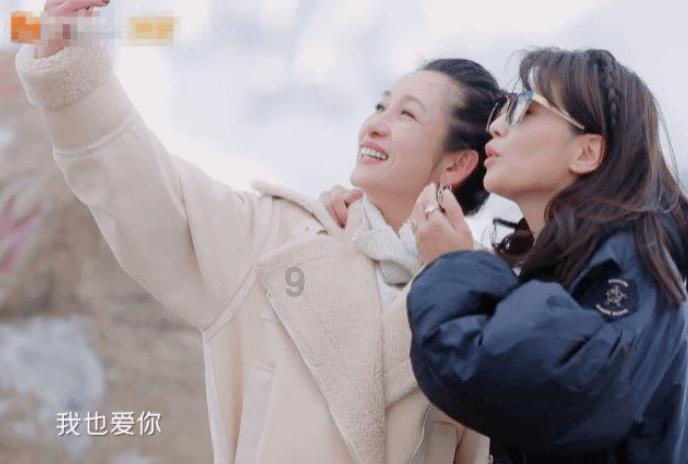 可爱吊带裙